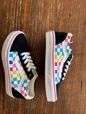 Vans Old Skool Rainbow Checkerboard Low-Top Sneakers